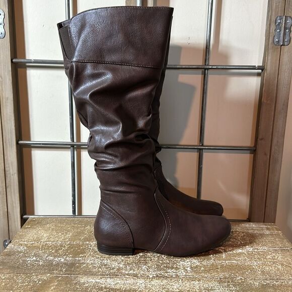 Boots new size 8.5 - Picture 2 of 6